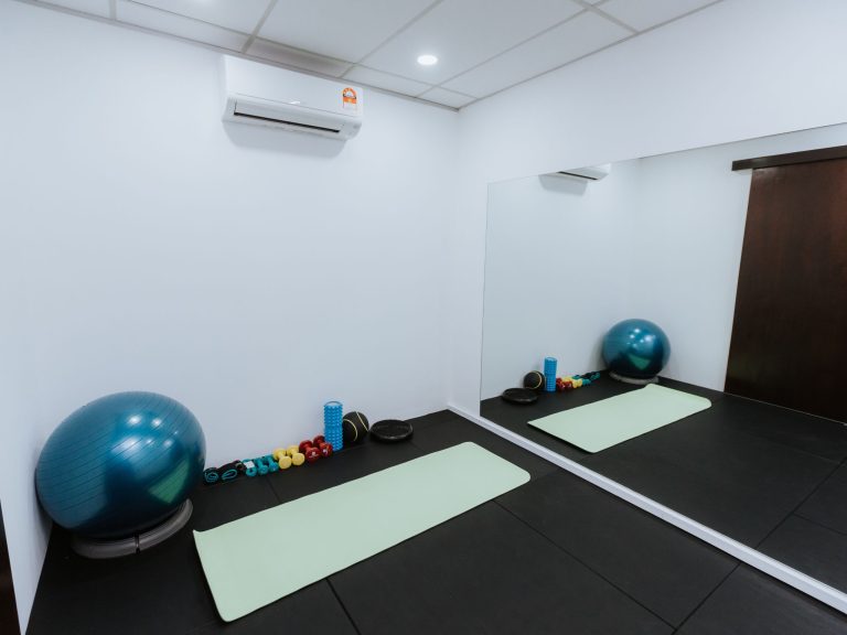 The rehabilitation room at Welo Chiropractic, set up for exercise-based rehab